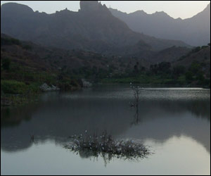Le réservoir de Poilão (Cap-Vert), le « lac aux hérons rares »